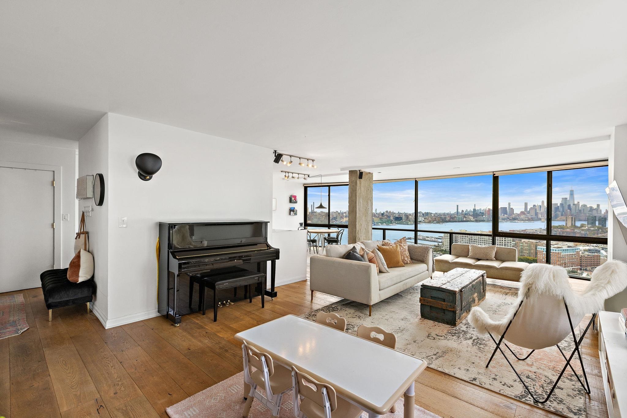 380 MOUNTAIN RD Unit: 1813