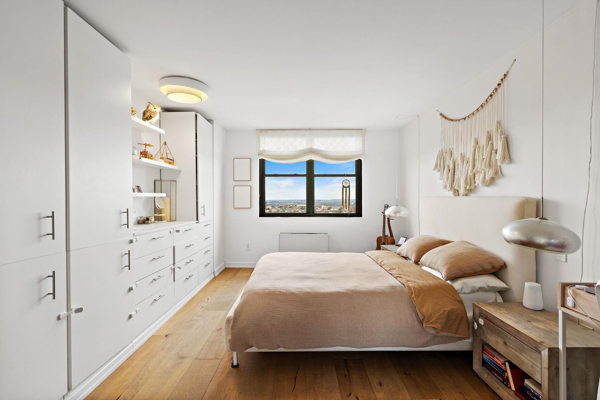 380 MOUNTAIN RD Unit: 1813