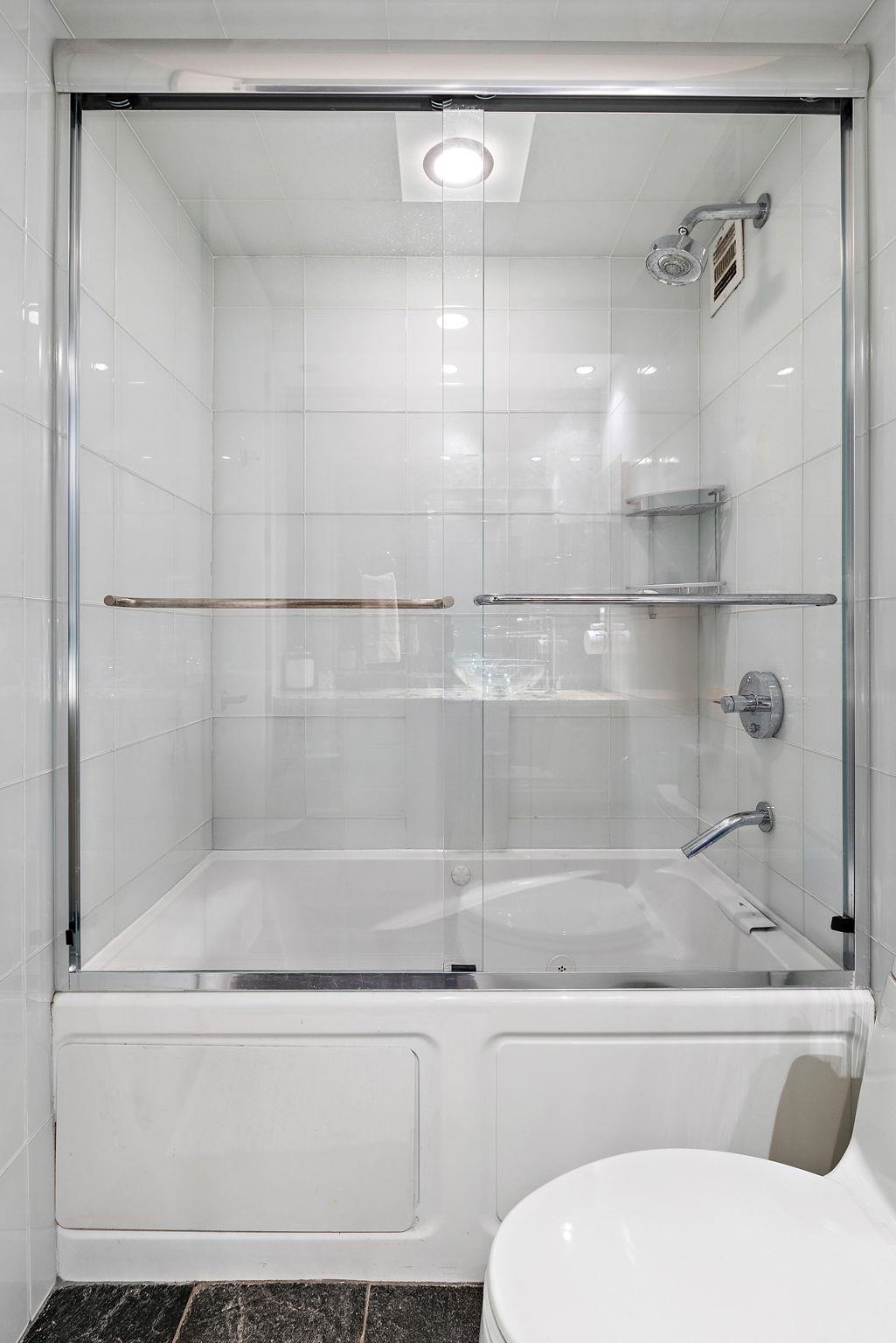 380 MOUNTAIN RD Unit: 1813