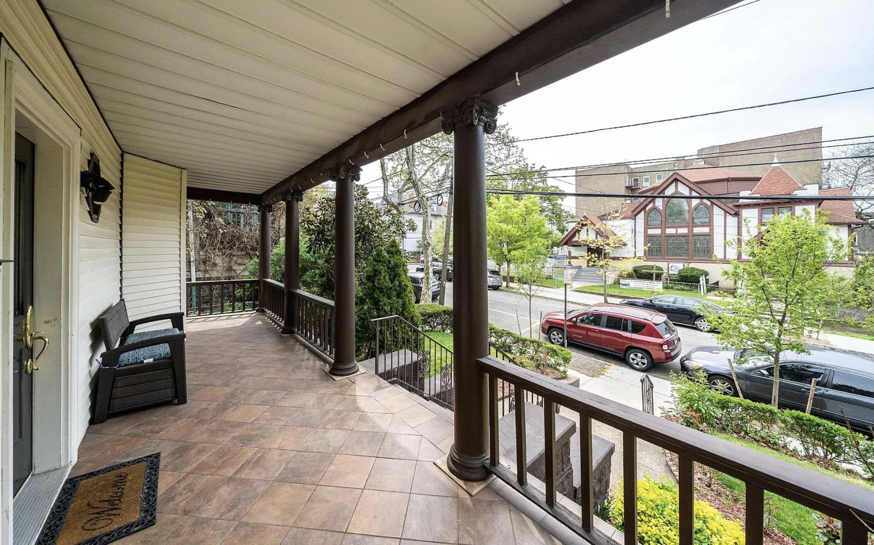 56 CLIFTON TERRACE Unit: 2