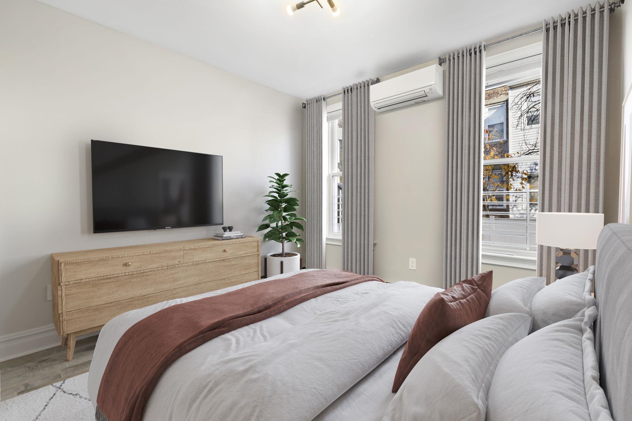 104 OAK ST Unit: 1