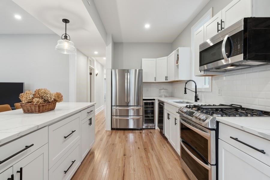 161 NESBIT ST Unit: 2