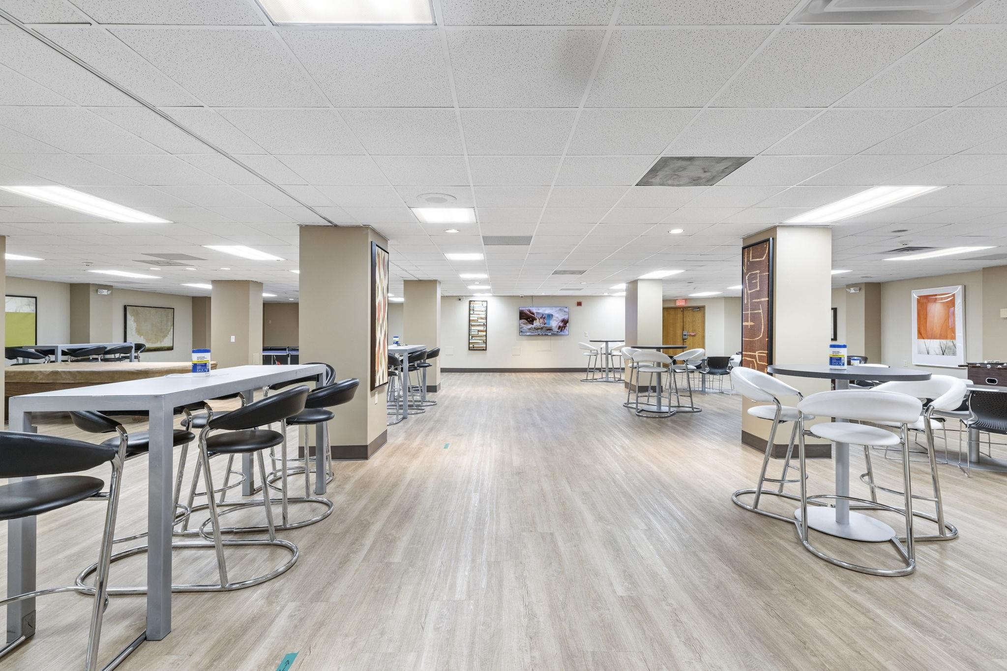 1307 HARMON COVE TOWER Unit: 1307