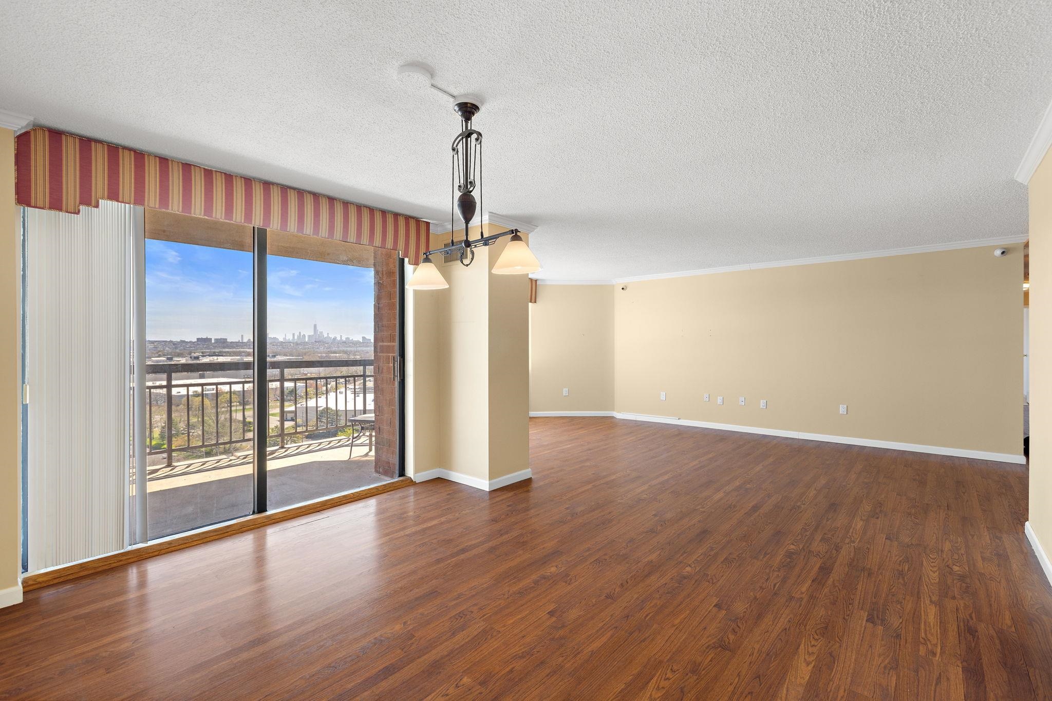 1307 HARMON COVE TOWER Unit: 1307