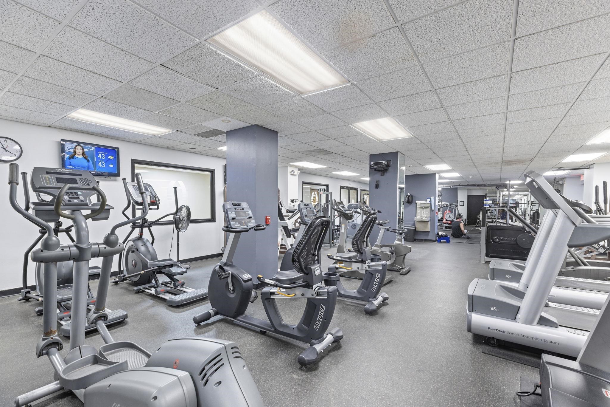 1307 HARMON COVE TOWER Unit: 1307