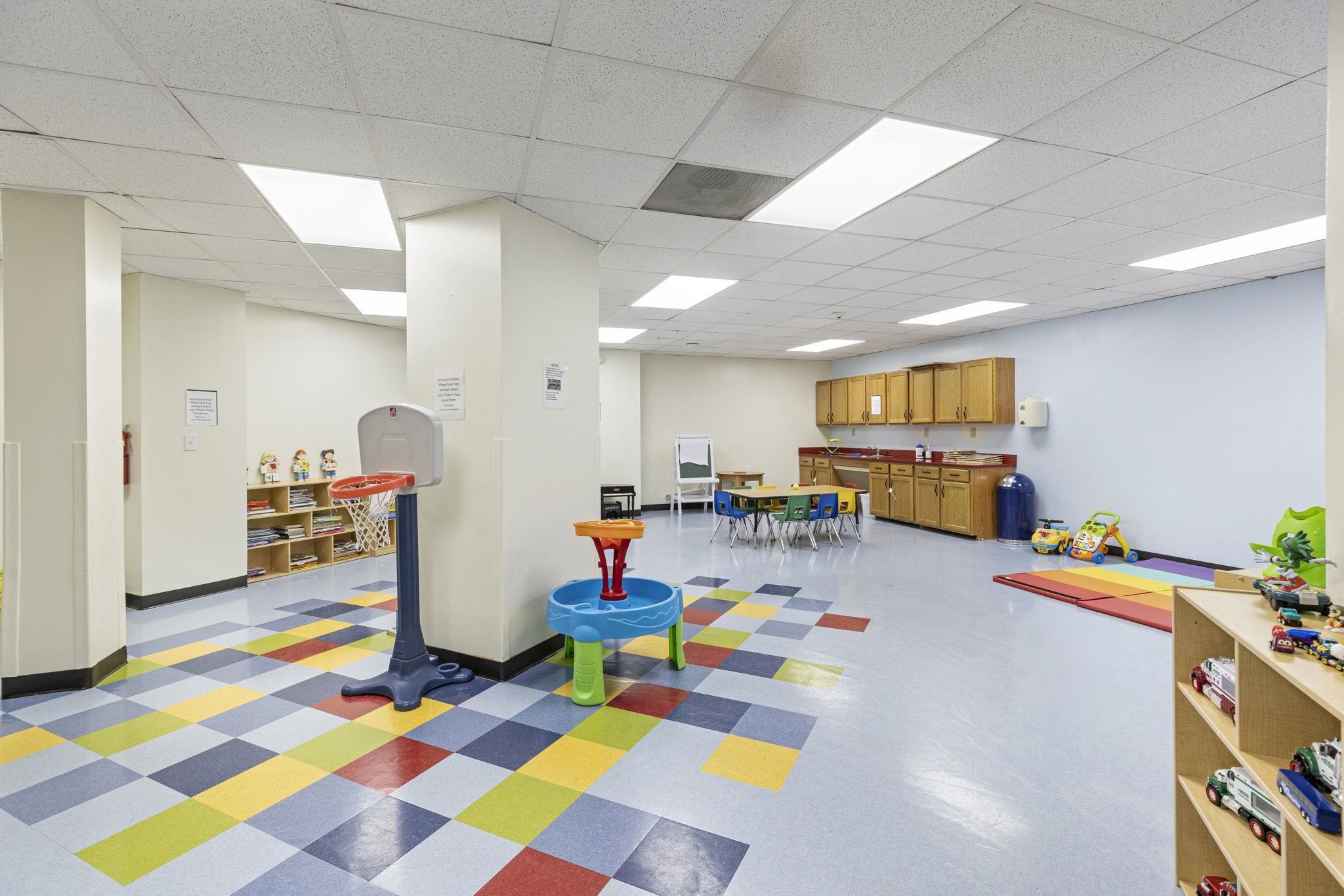 1307 HARMON COVE TOWER Unit: 1307