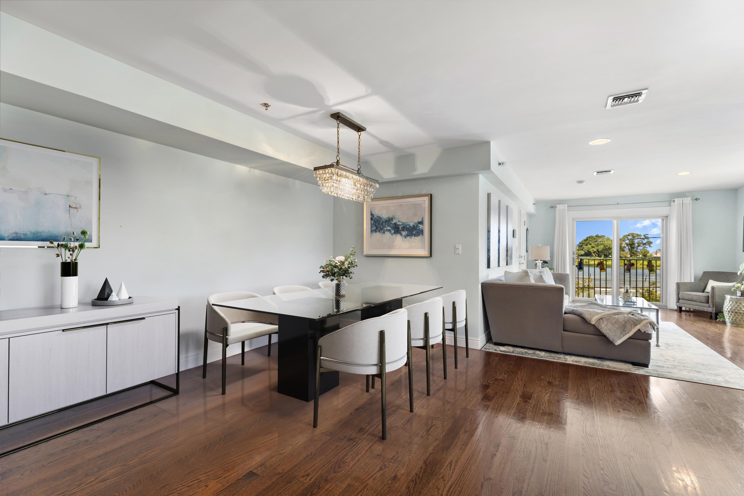 137 20TH ST Unit: B