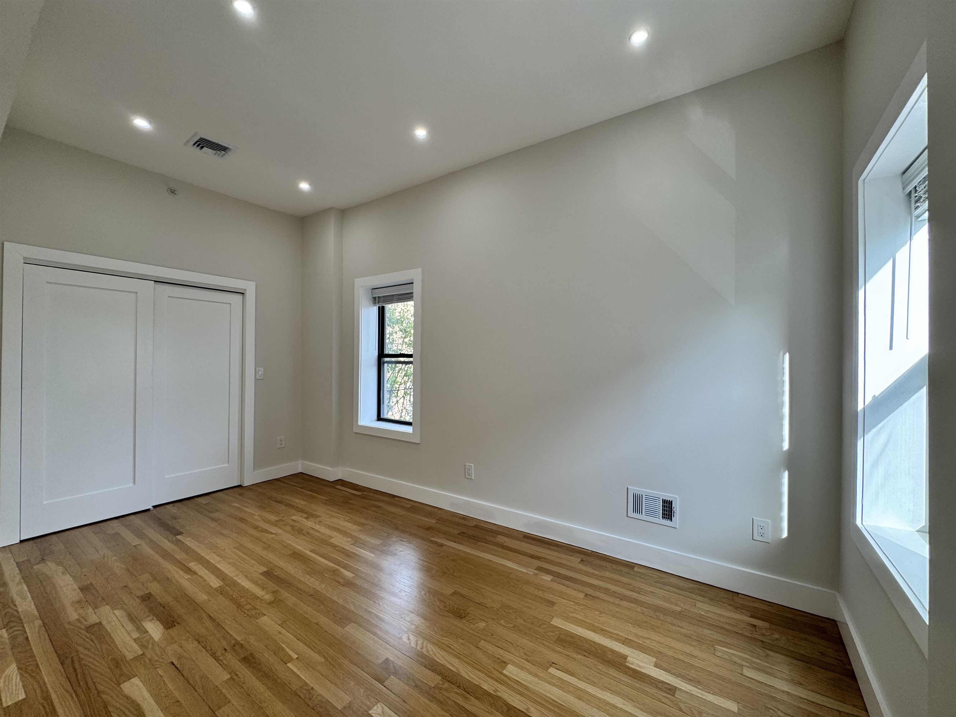 503 BERGENLINE AVE Unit: 2