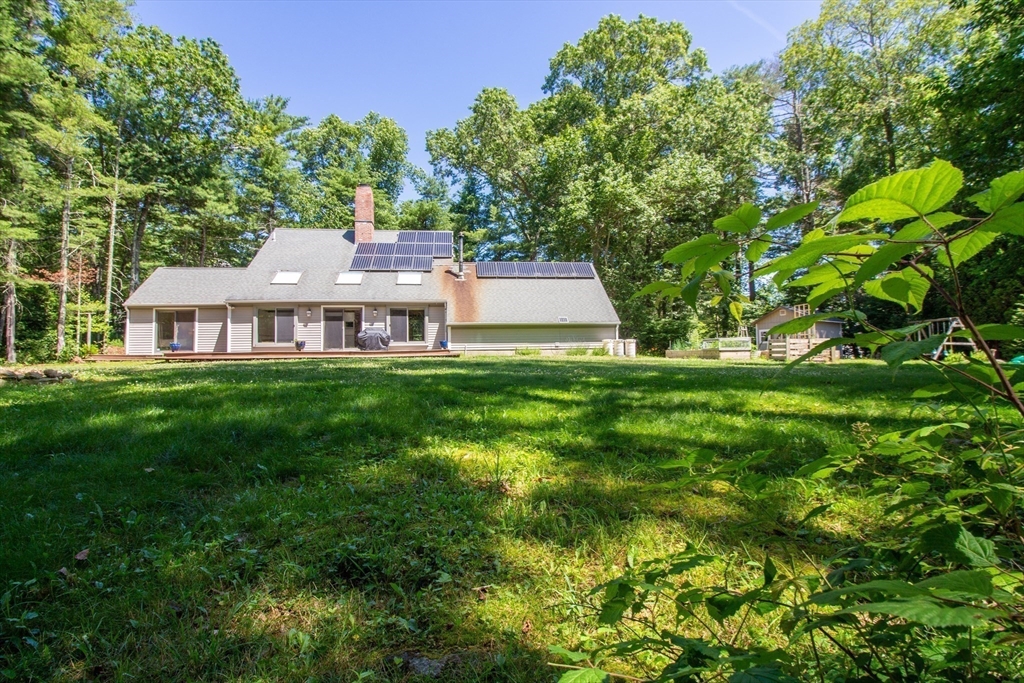 32 Mattapoisett Neck Rd