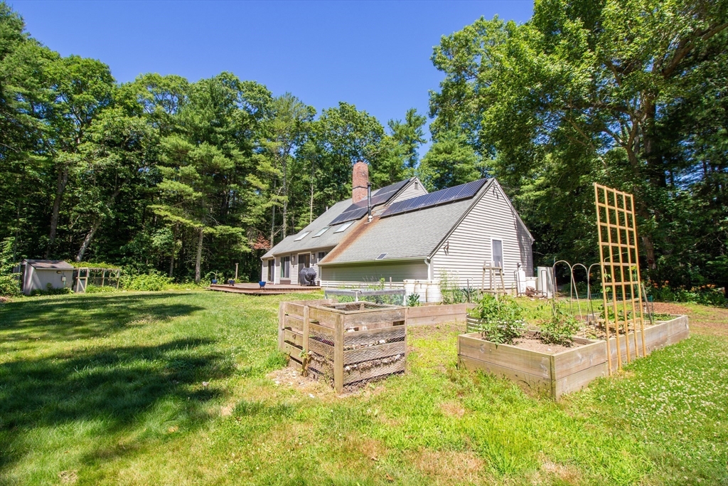 32 Mattapoisett Neck Rd