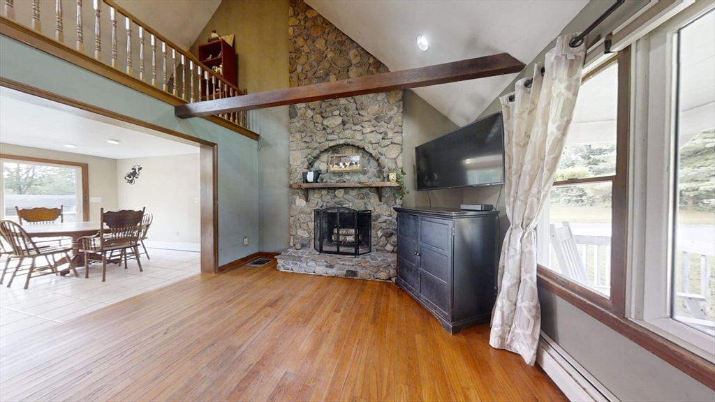 924 Walnut Plain Rd