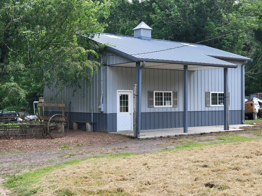 924 Walnut Plain Rd