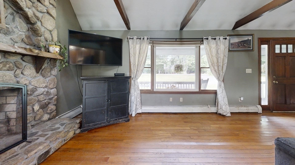 924 Walnut Plain Rd