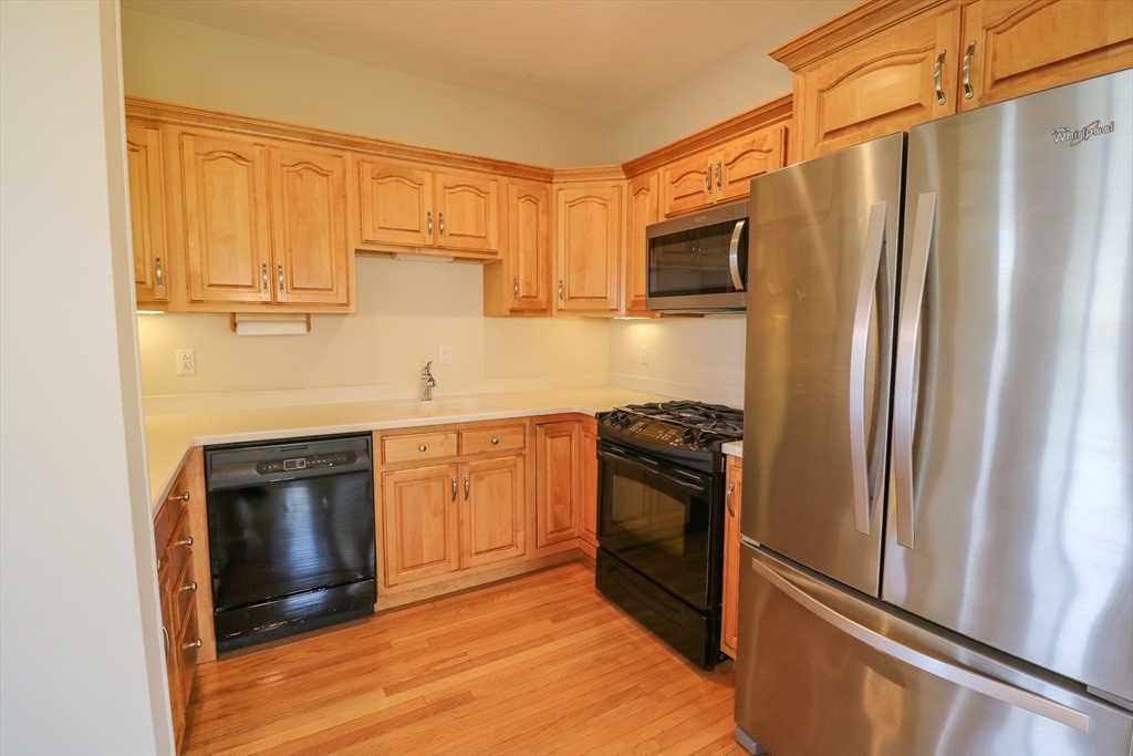 17 Bay Pointe Drive Ext # 17