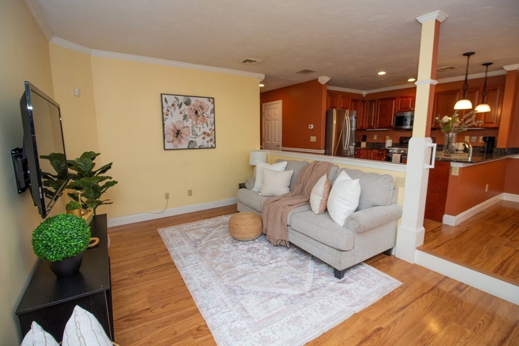 6 Sycamore Dr # 6