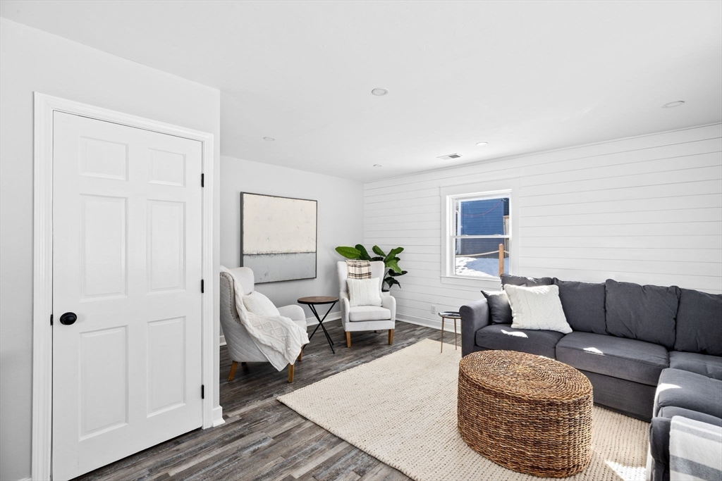 1157 Nantasket Avenue