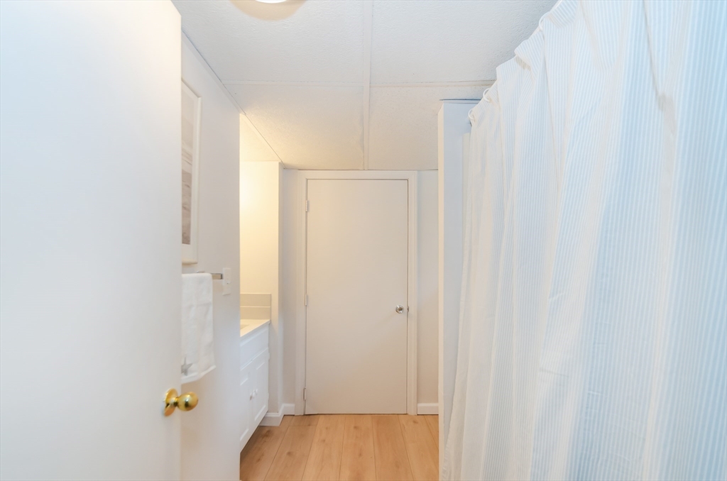 4 Wilson St
