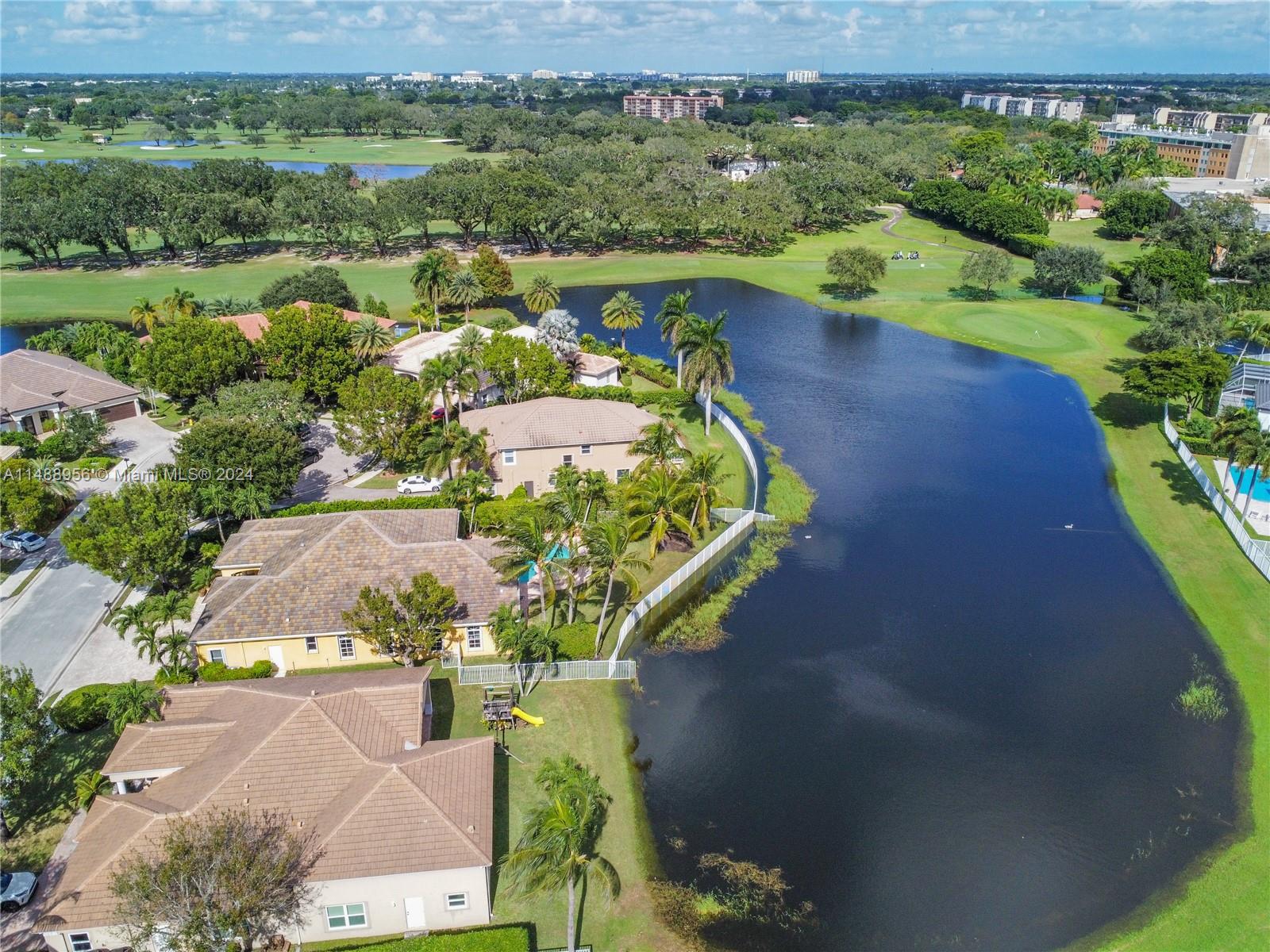 3678 Spanish Oak Pt