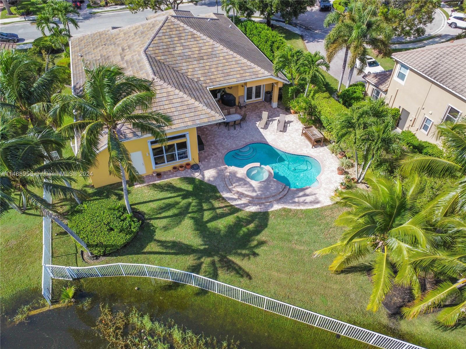 3678 Spanish Oak Pt