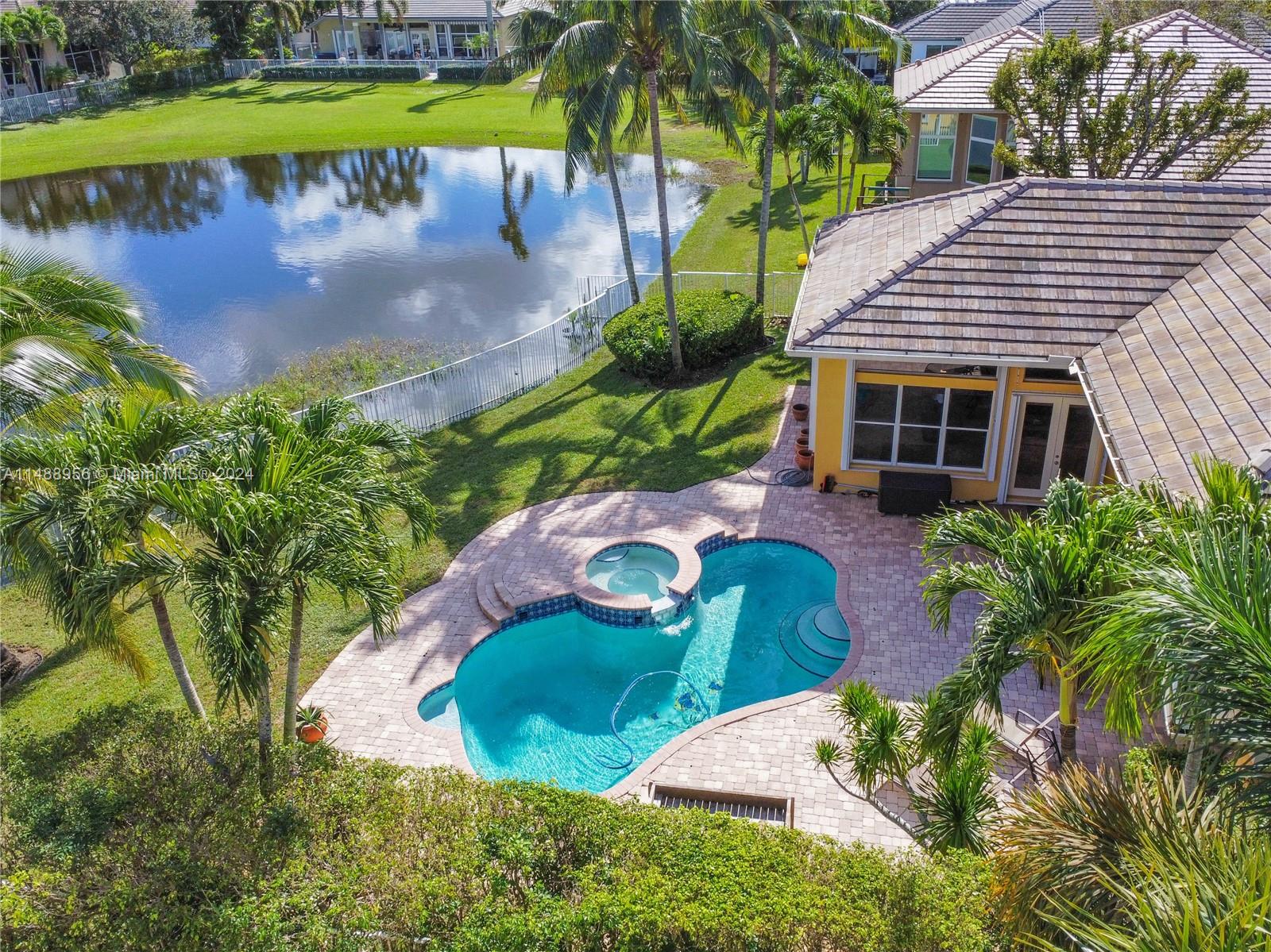 3678 Spanish Oak Pt