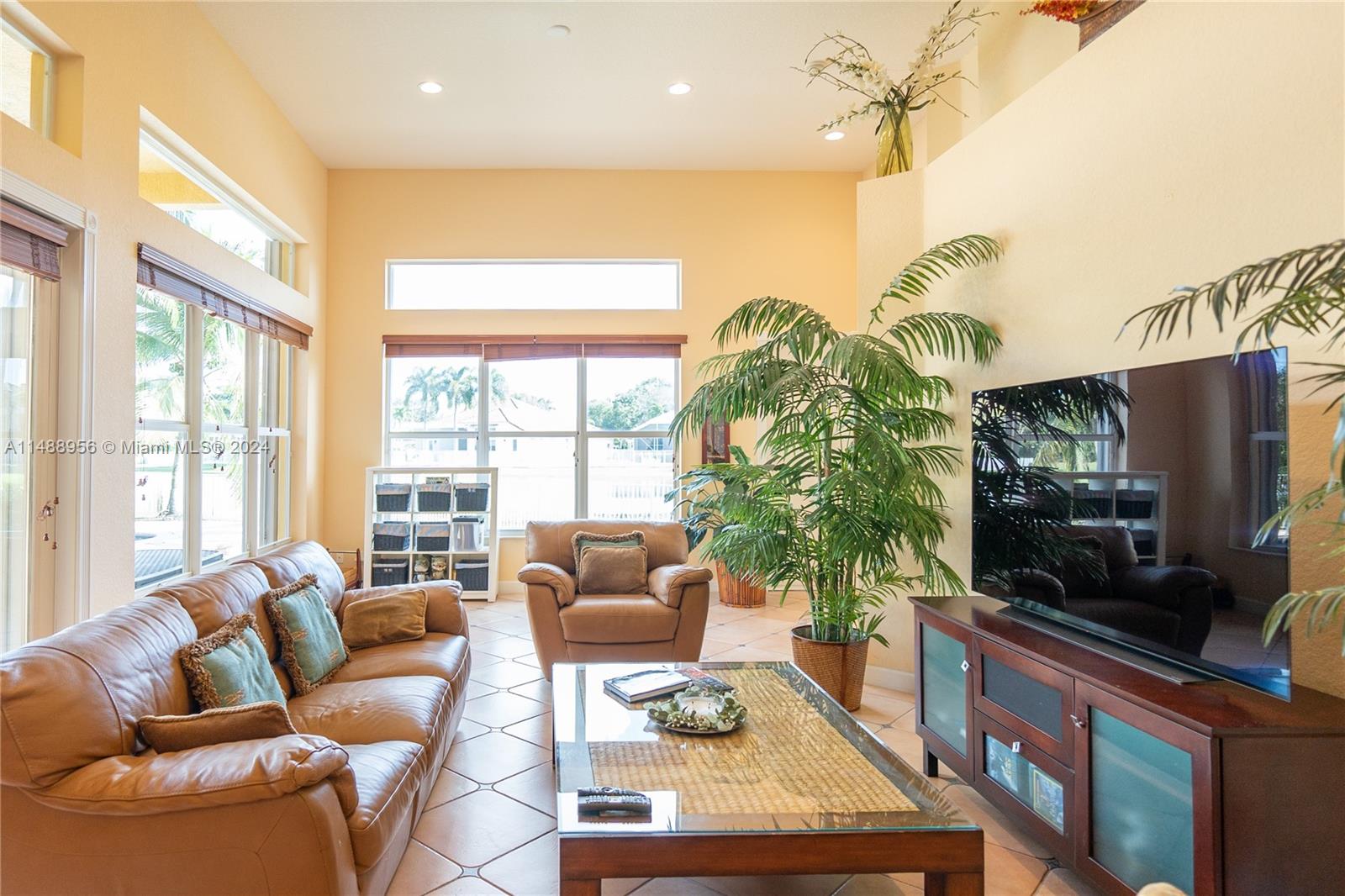 3678 Spanish Oak Pt