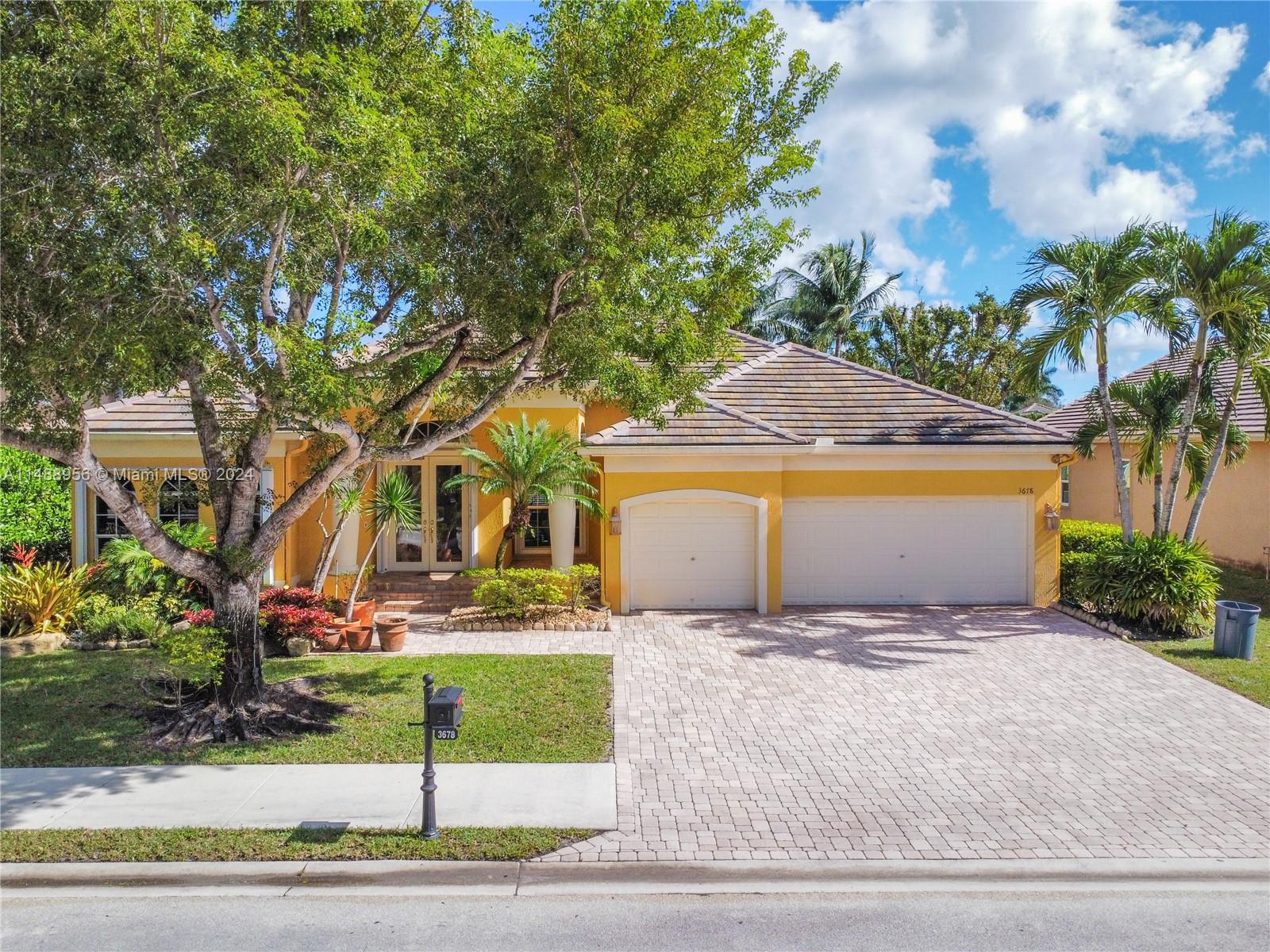 3678 Spanish Oak Pt