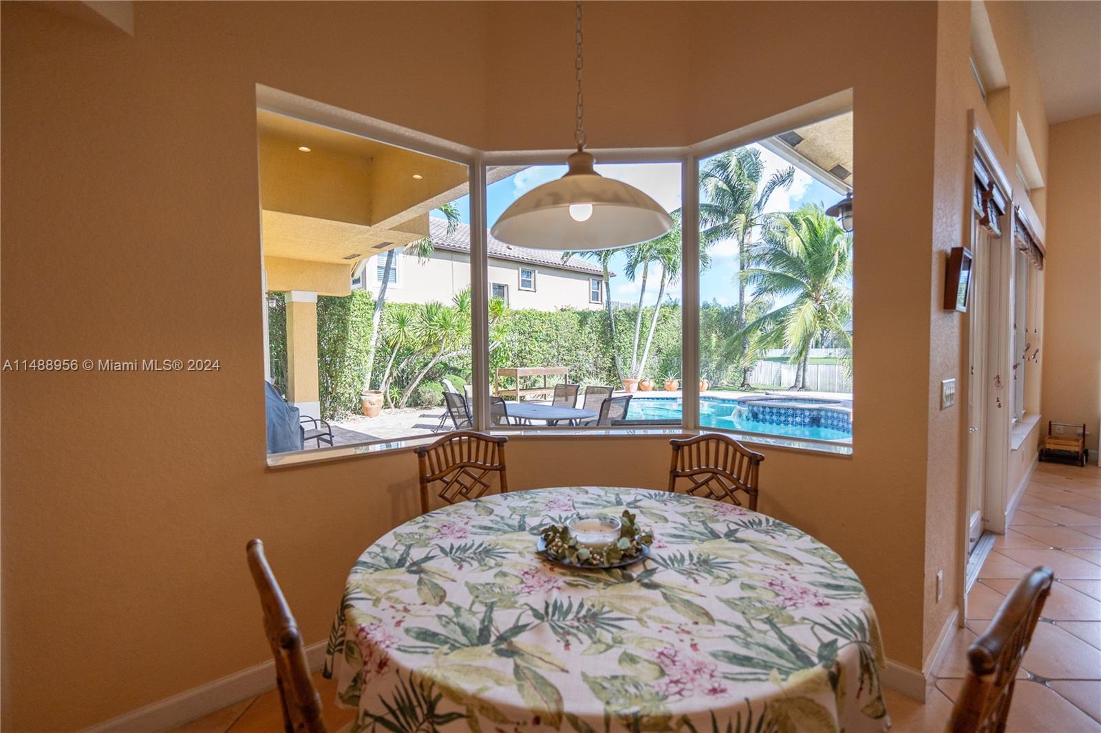 3678 Spanish Oak Pt