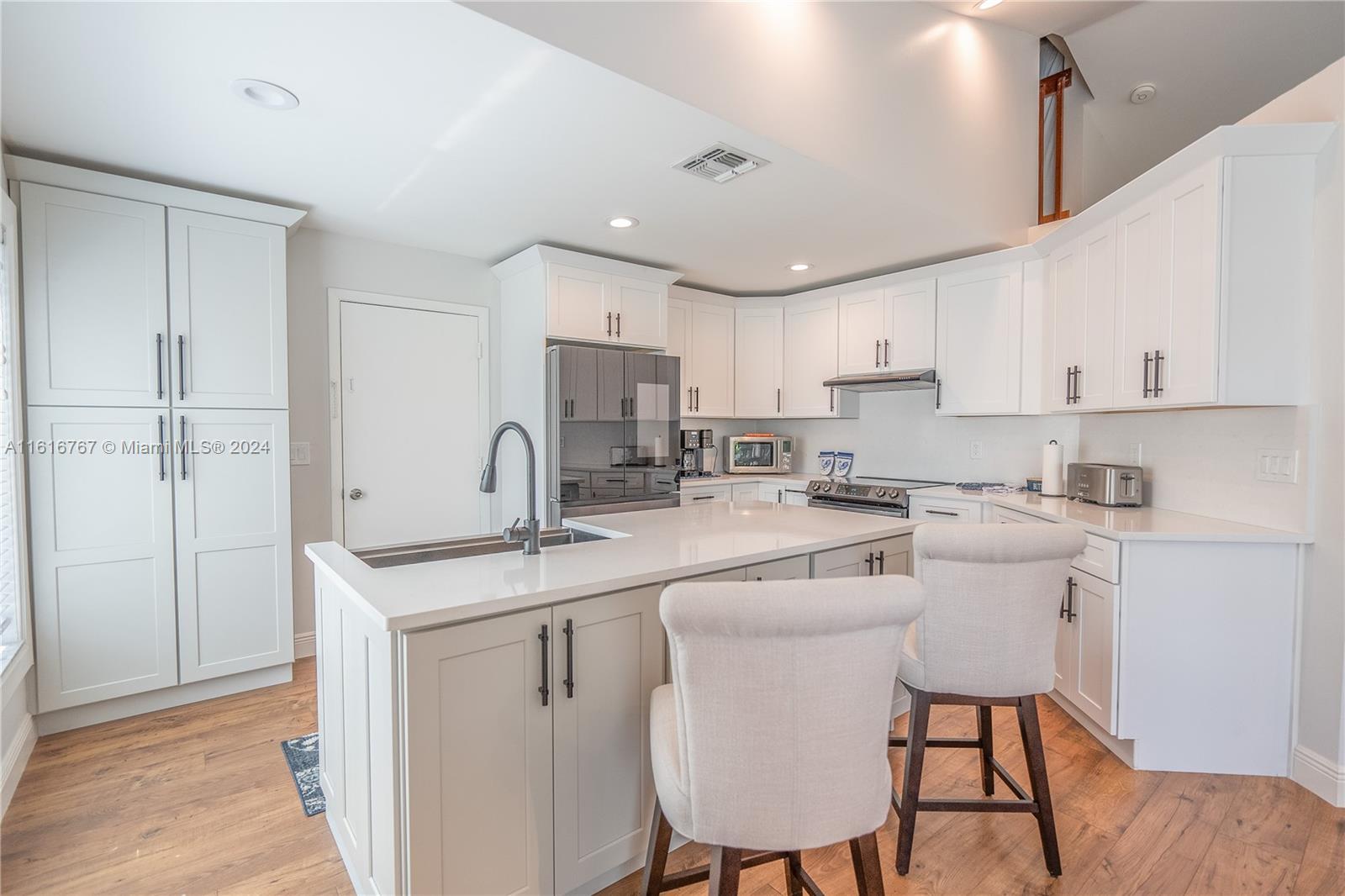 2675 Oak Park Cir # 2675