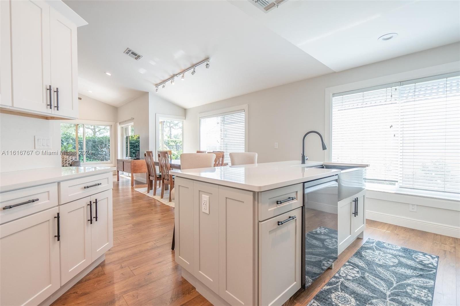 2675 Oak Park Cir # 2675
