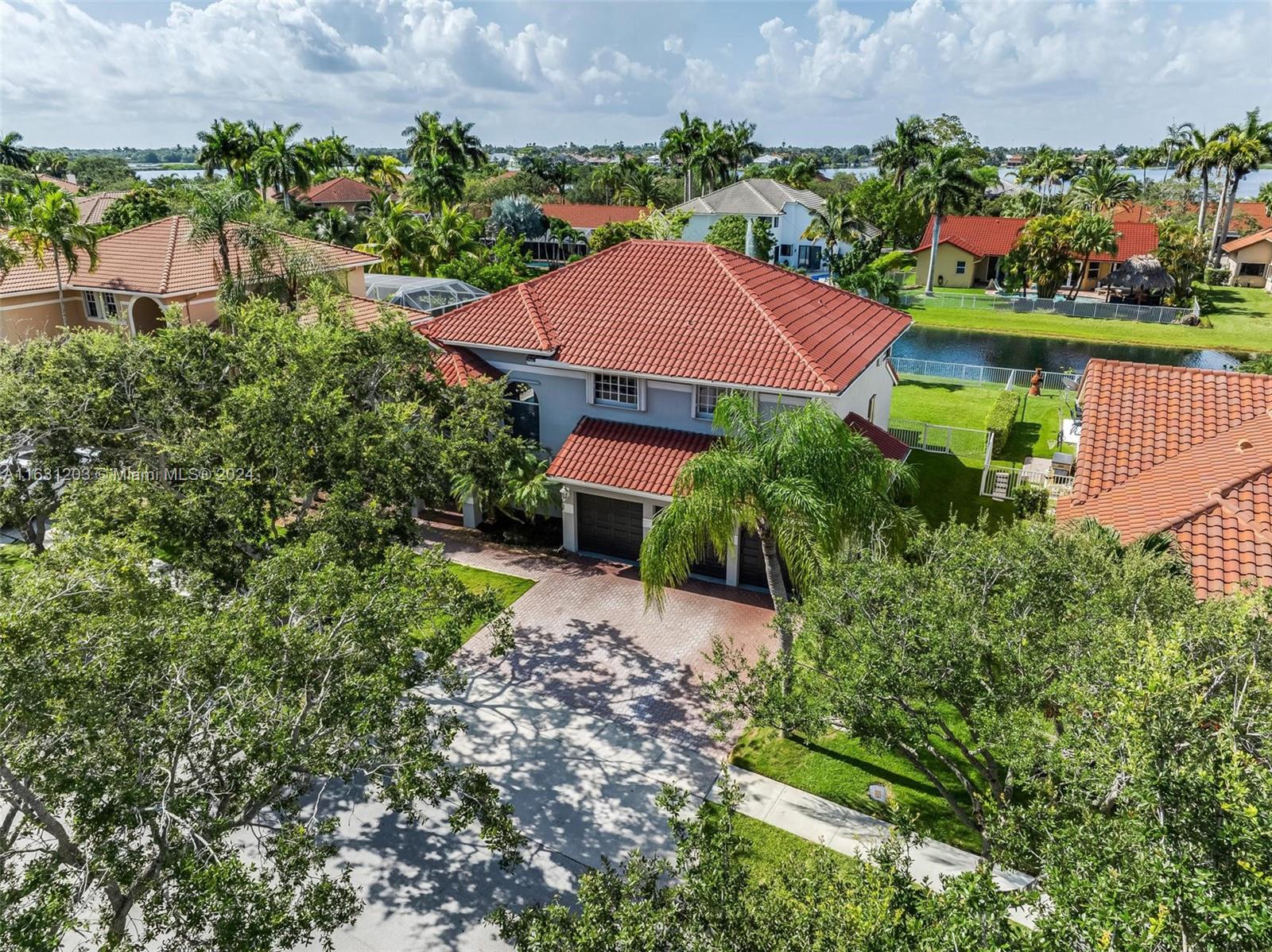 18120 NW 16th St