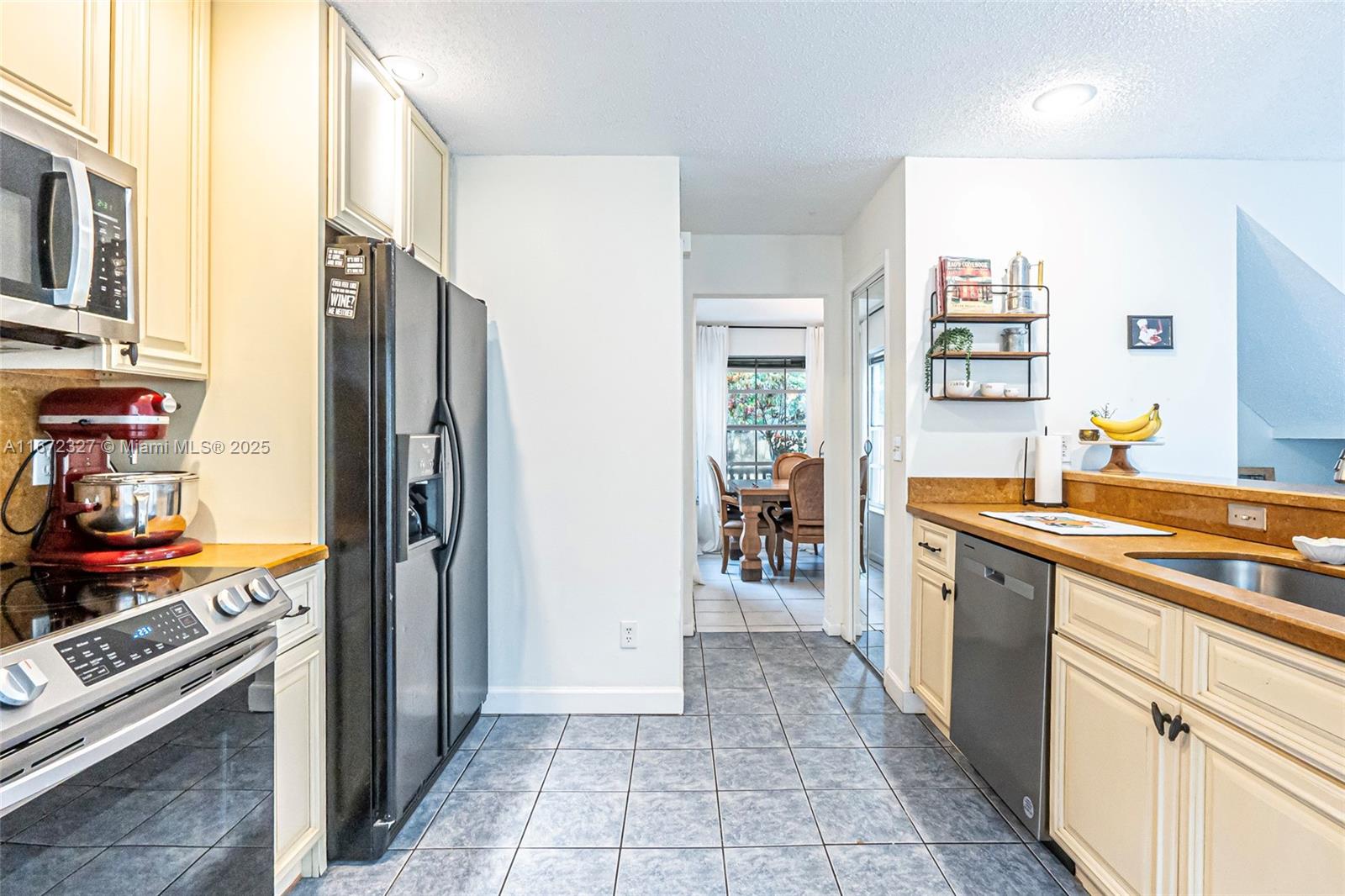 2913 Myrtle Oak Cir