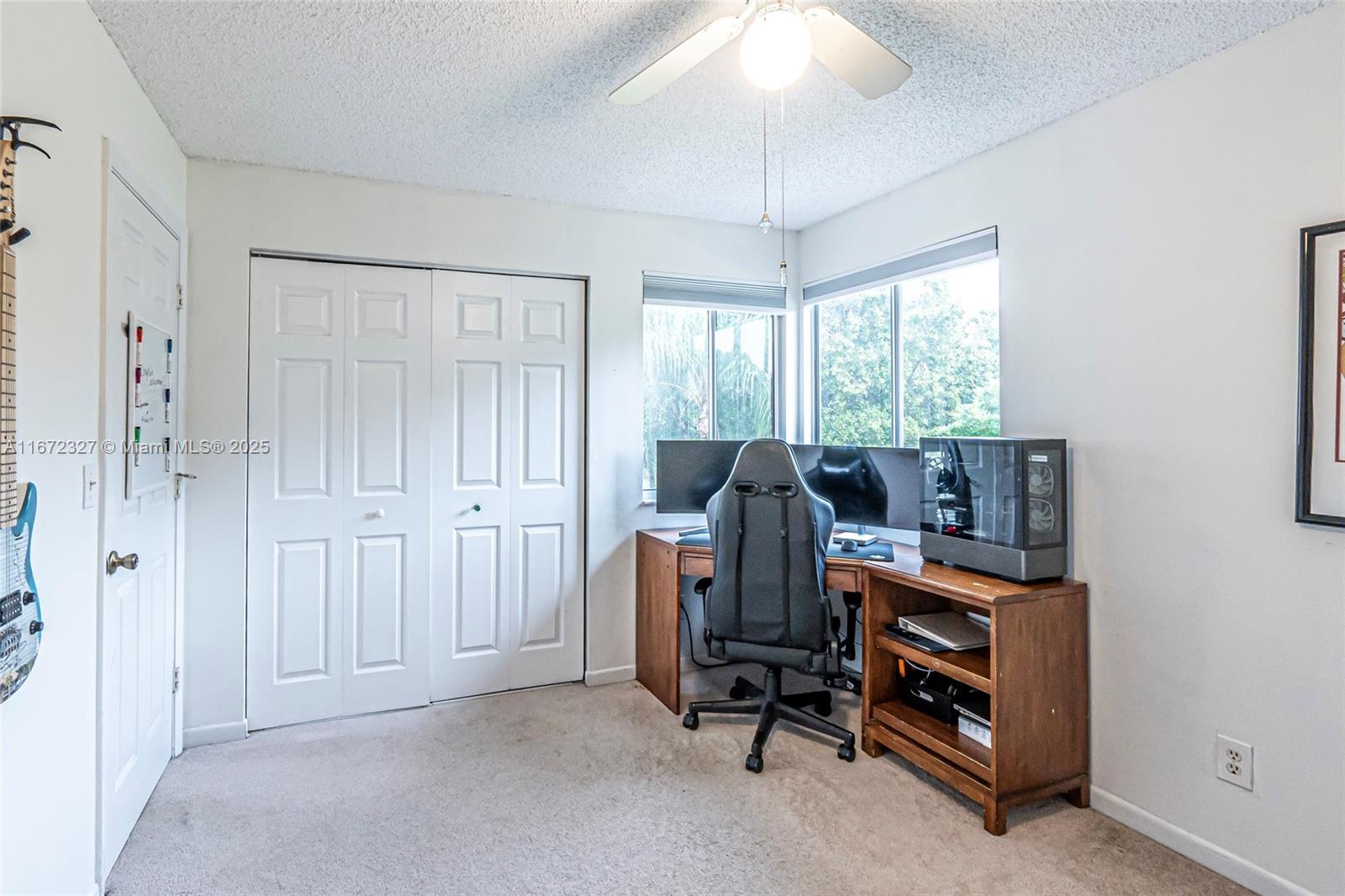 2913 Myrtle Oak Cir
