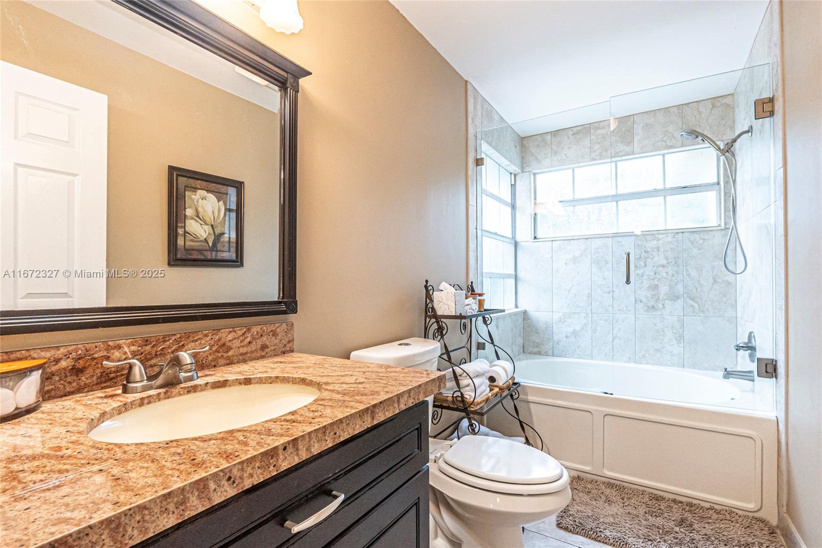 2913 Myrtle Oak Cir
