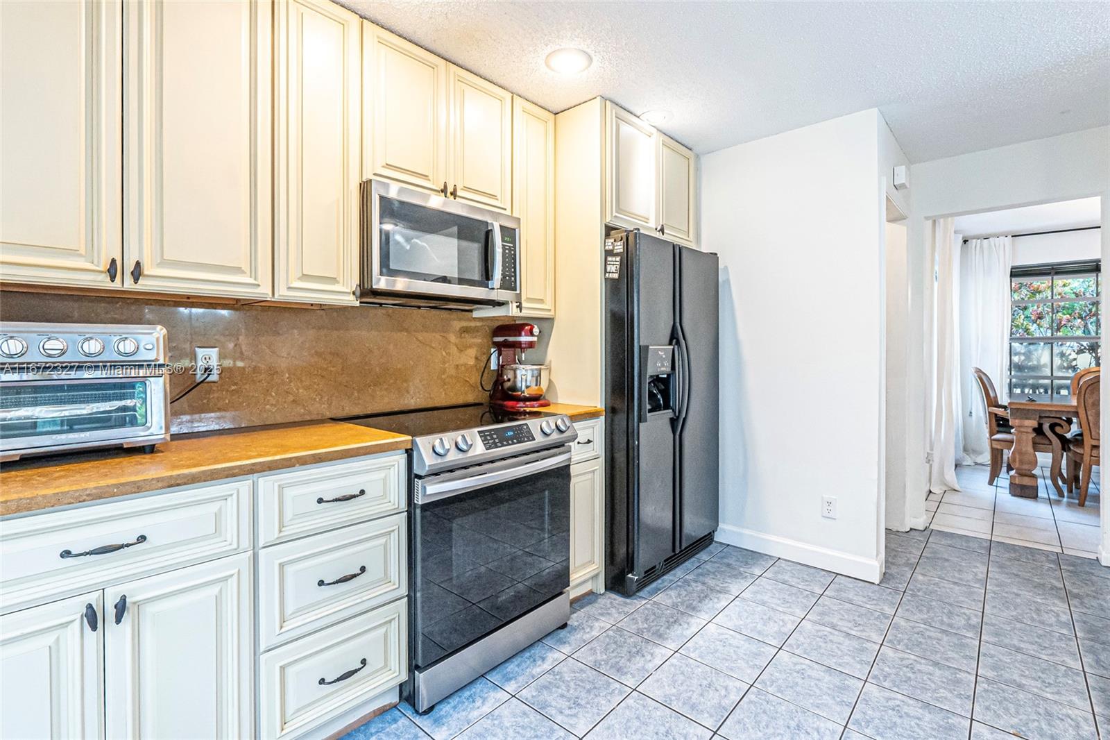 2913 Myrtle Oak Cir