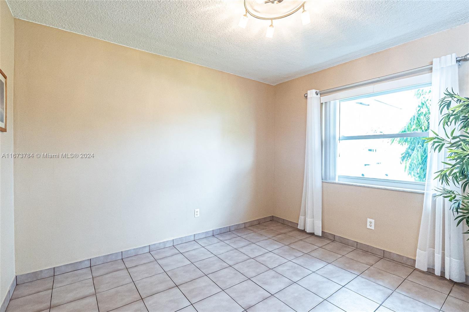 1111 NW 75 Terrace