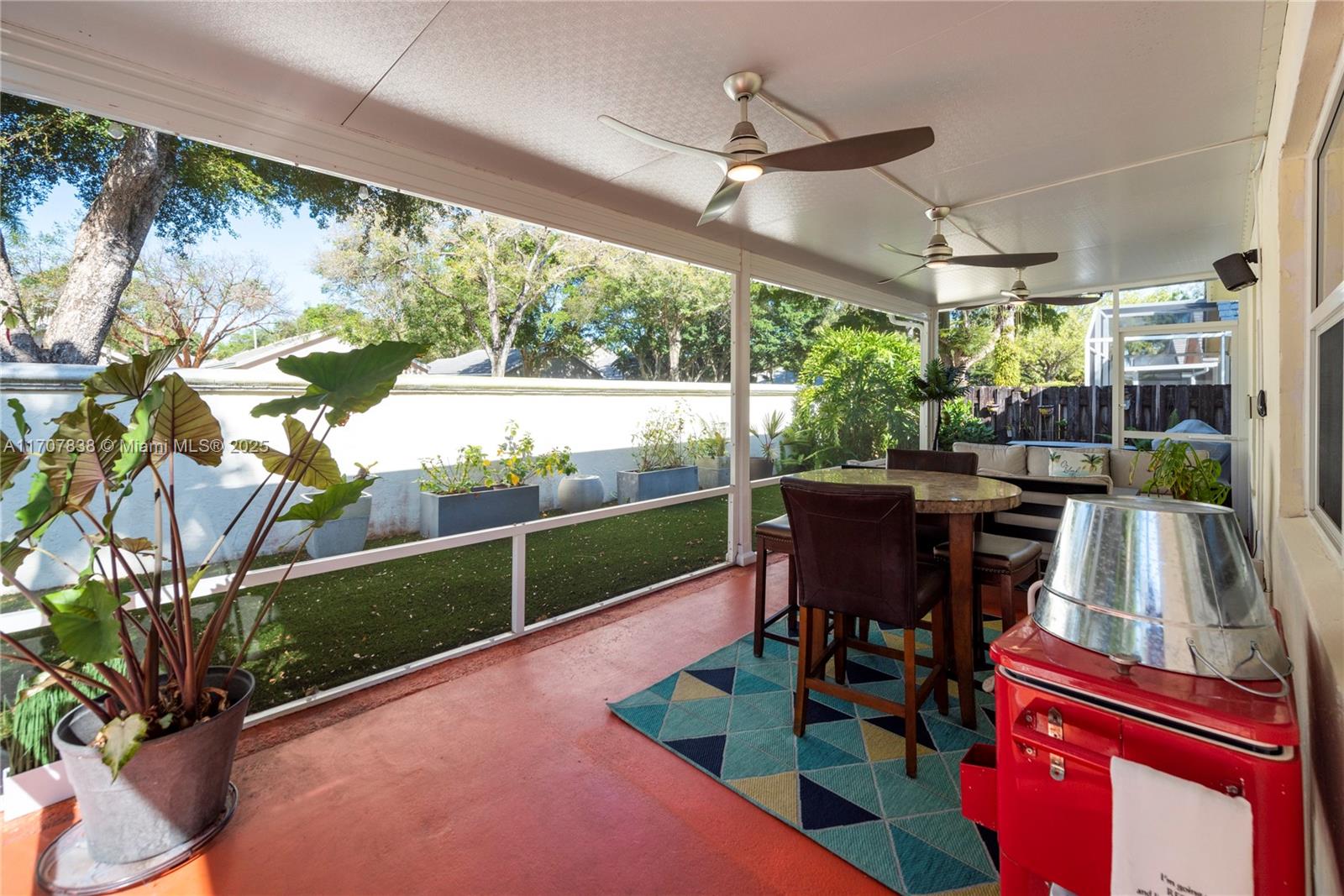 2937 Quail Run Ln