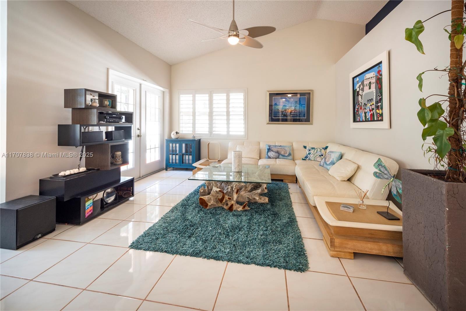 2937 Quail Run Ln
