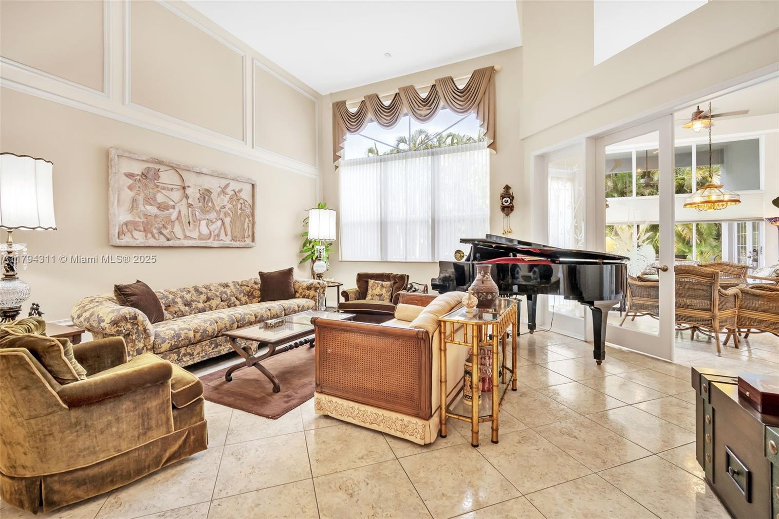 4123 W Lake Estates Dr