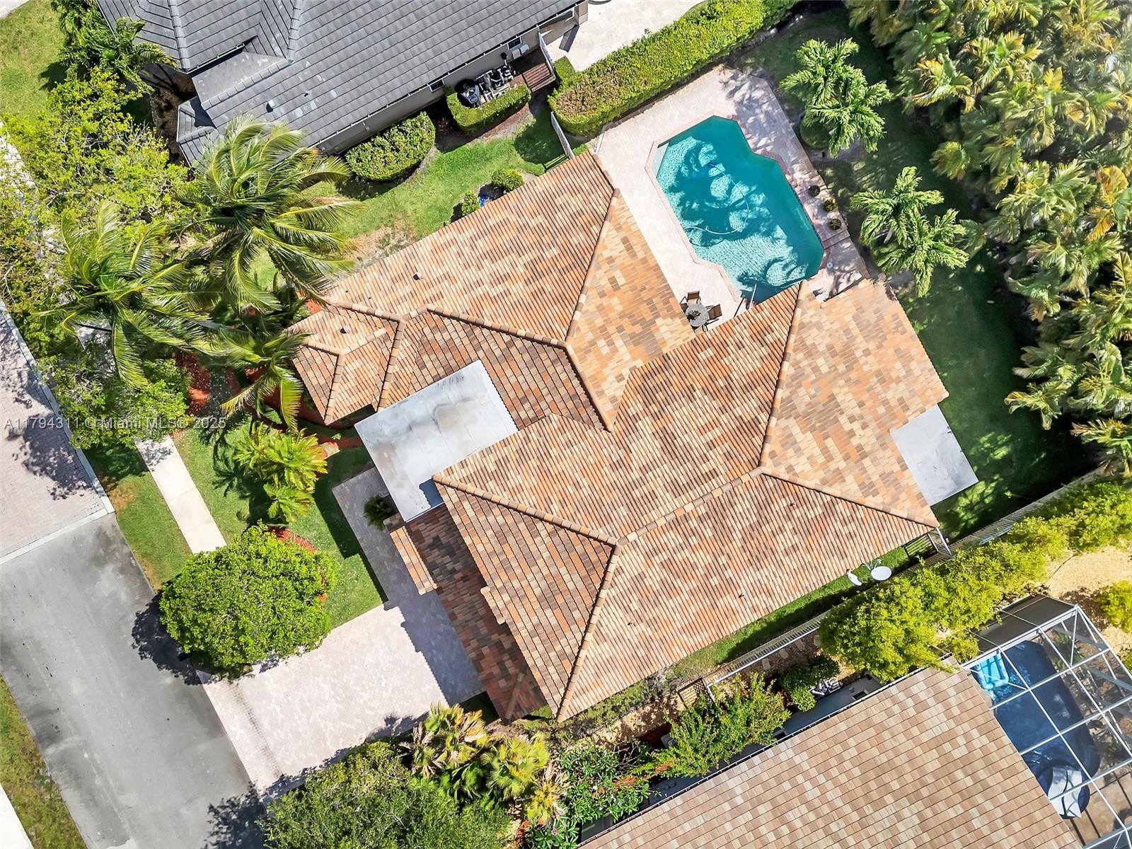 4123 W Lake Estates Dr