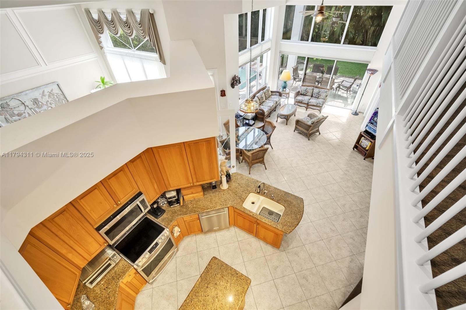 4123 W Lake Estates Dr