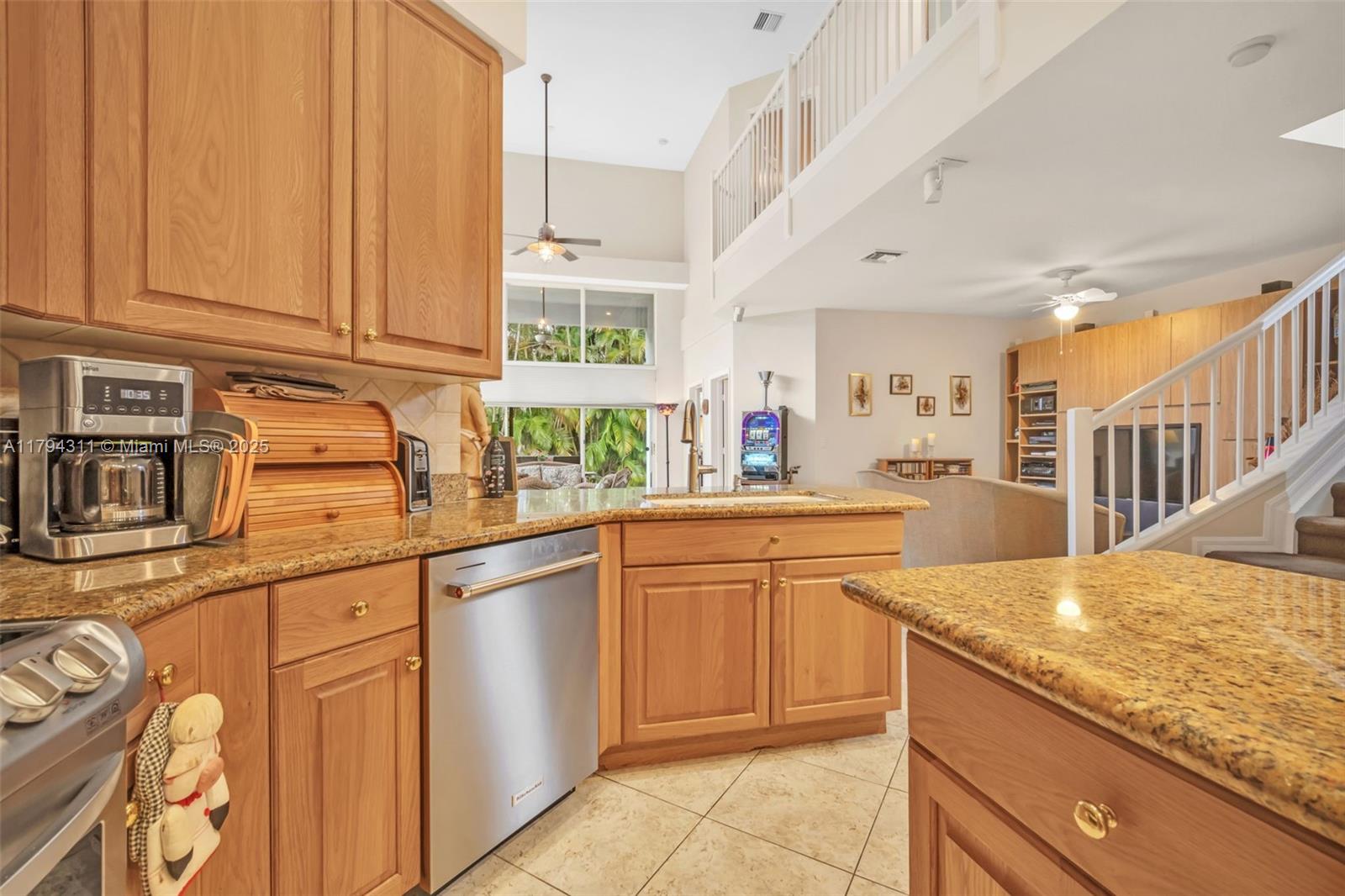 4123 W Lake Estates Dr