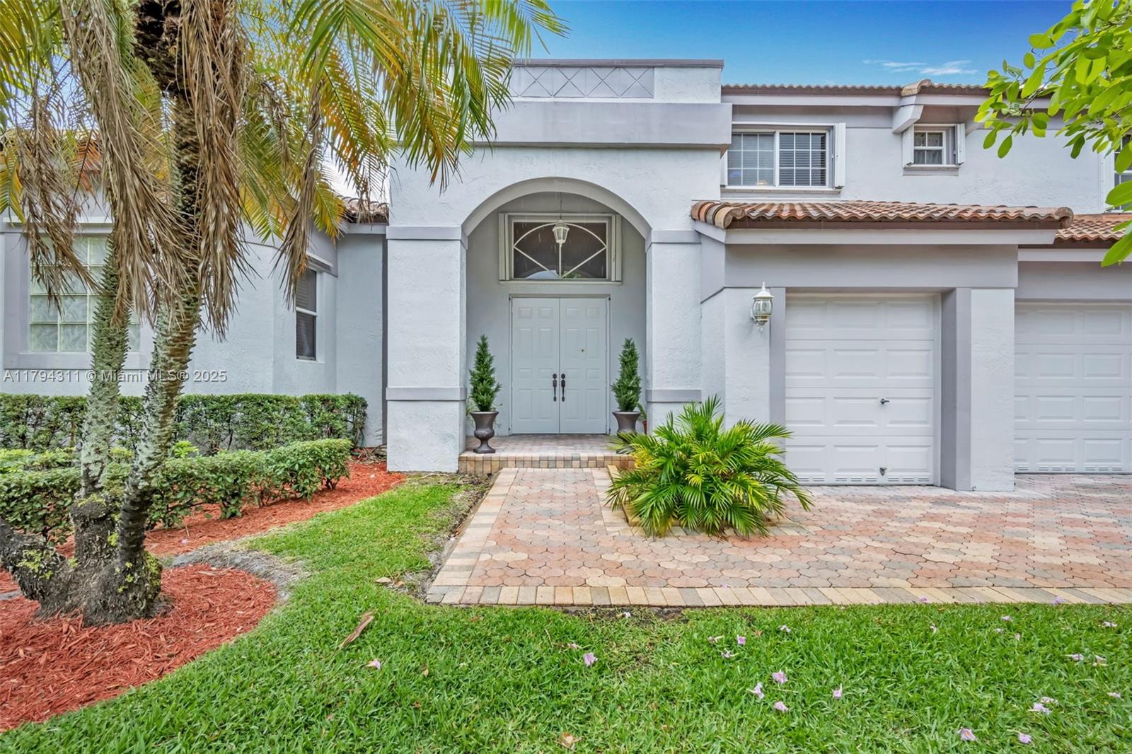 4123 W Lake Estates Dr