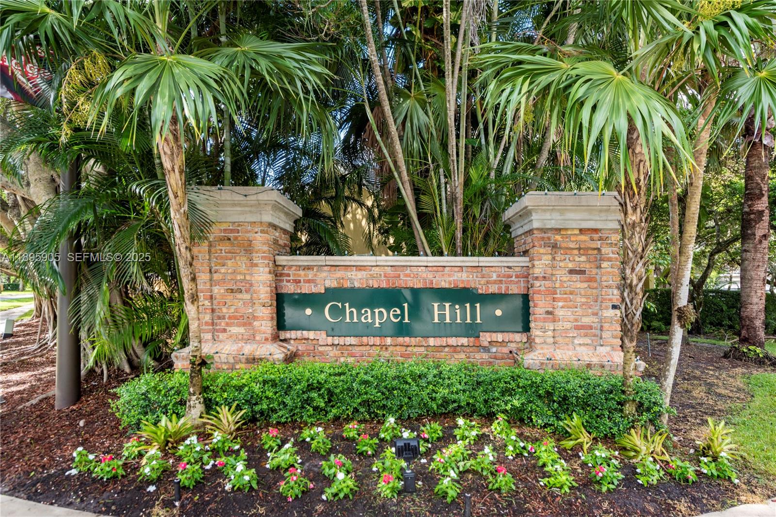 2917 Myrtle Oak Cir, Davie