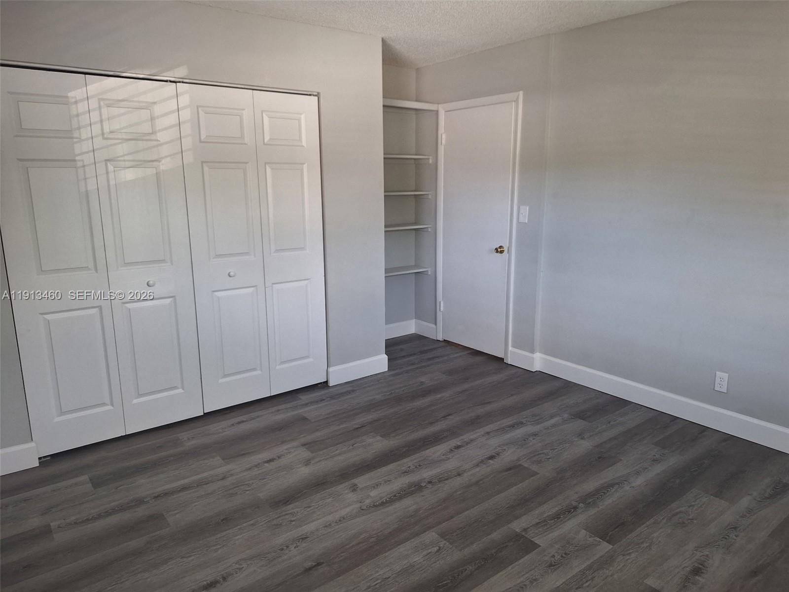 324 NE 44th St # 324