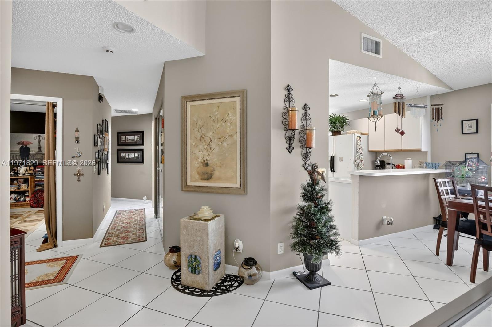 2897 Quail Run Ln