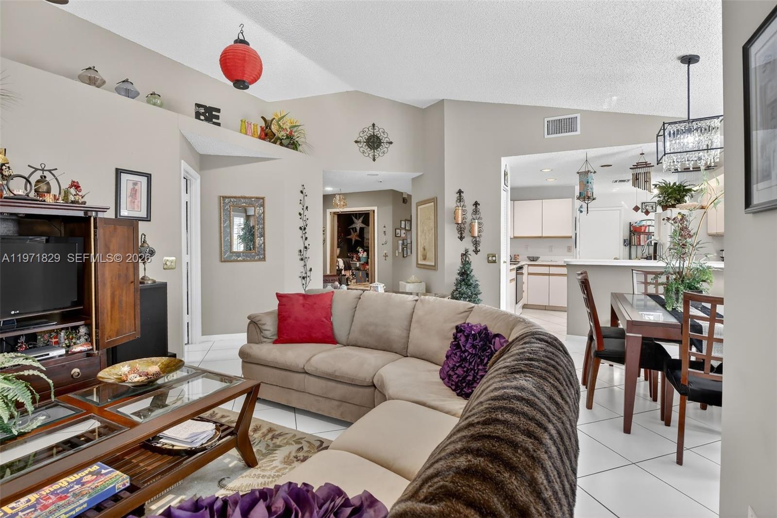 2897 Quail Run Ln