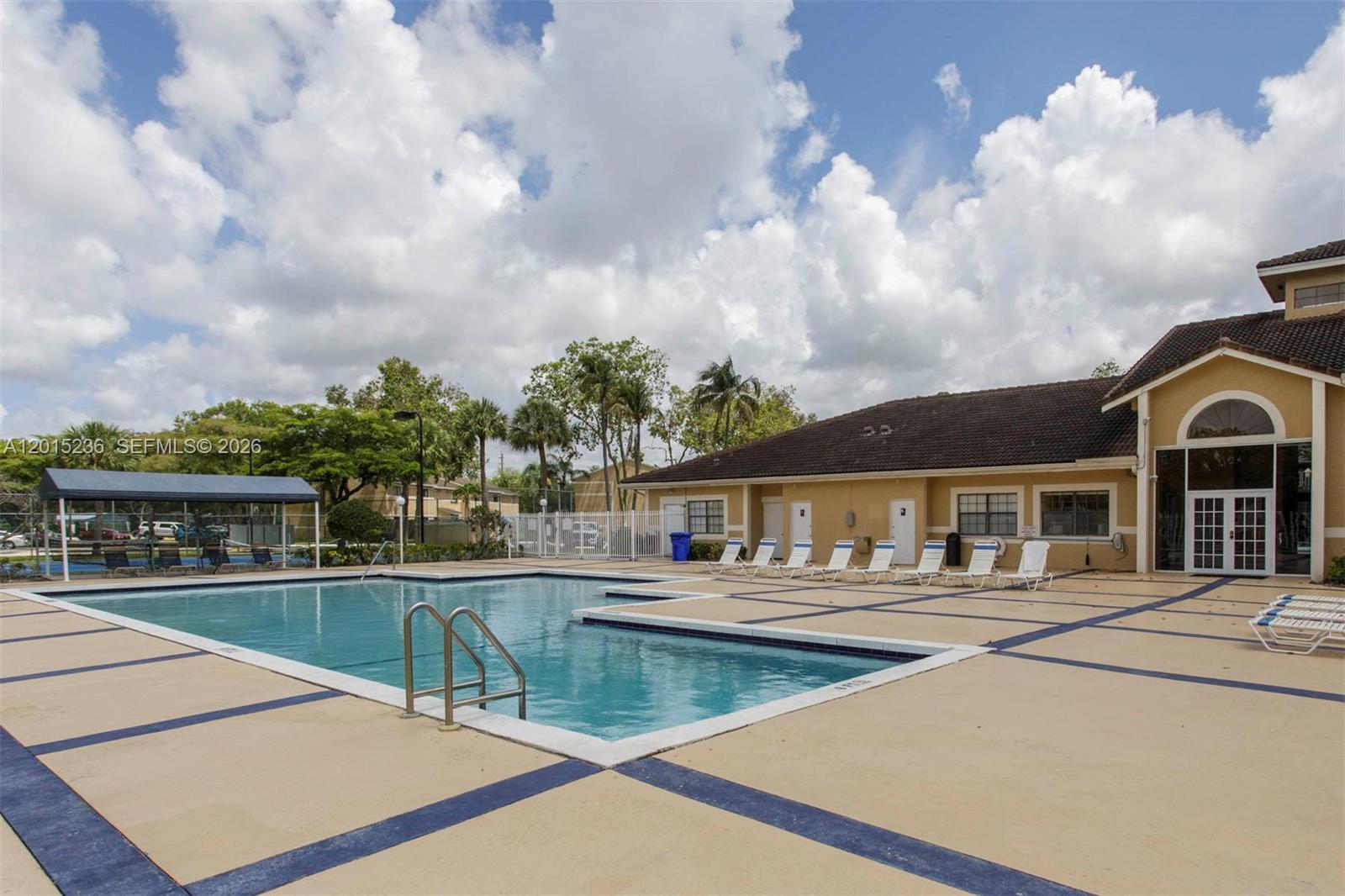 400 W Palm Cir W # 102
