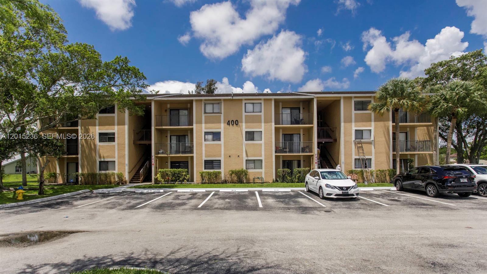 400 W Palm Cir W # 102