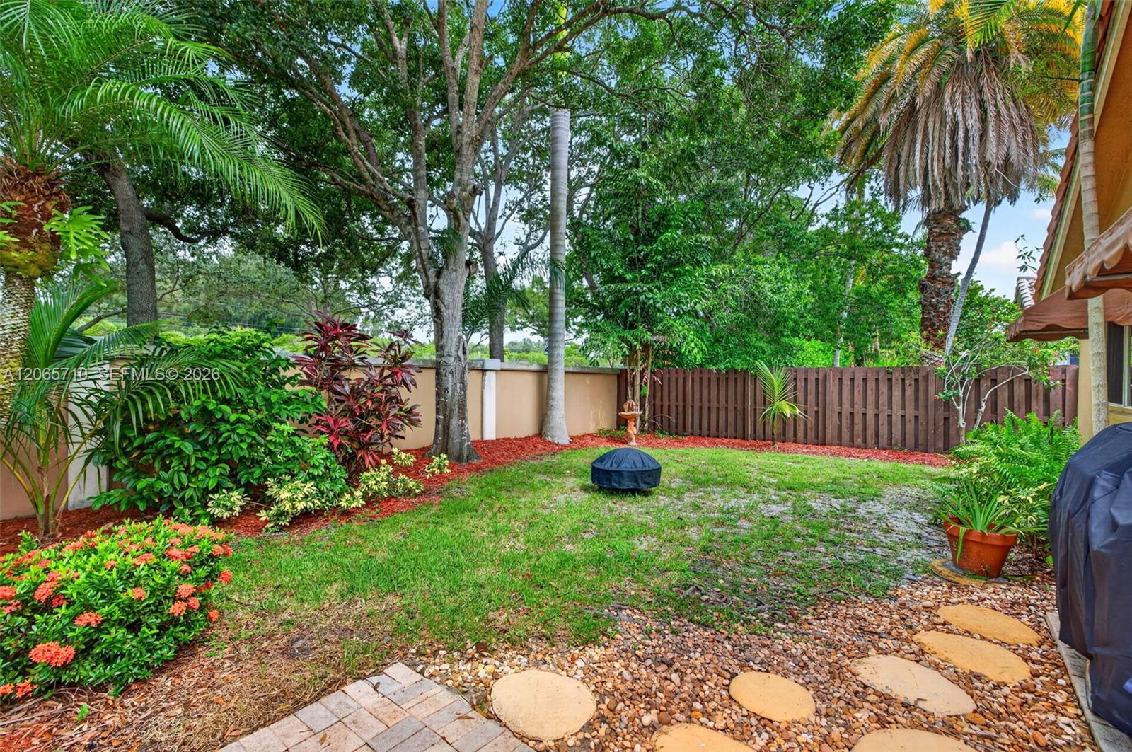581 NW 110th Ave