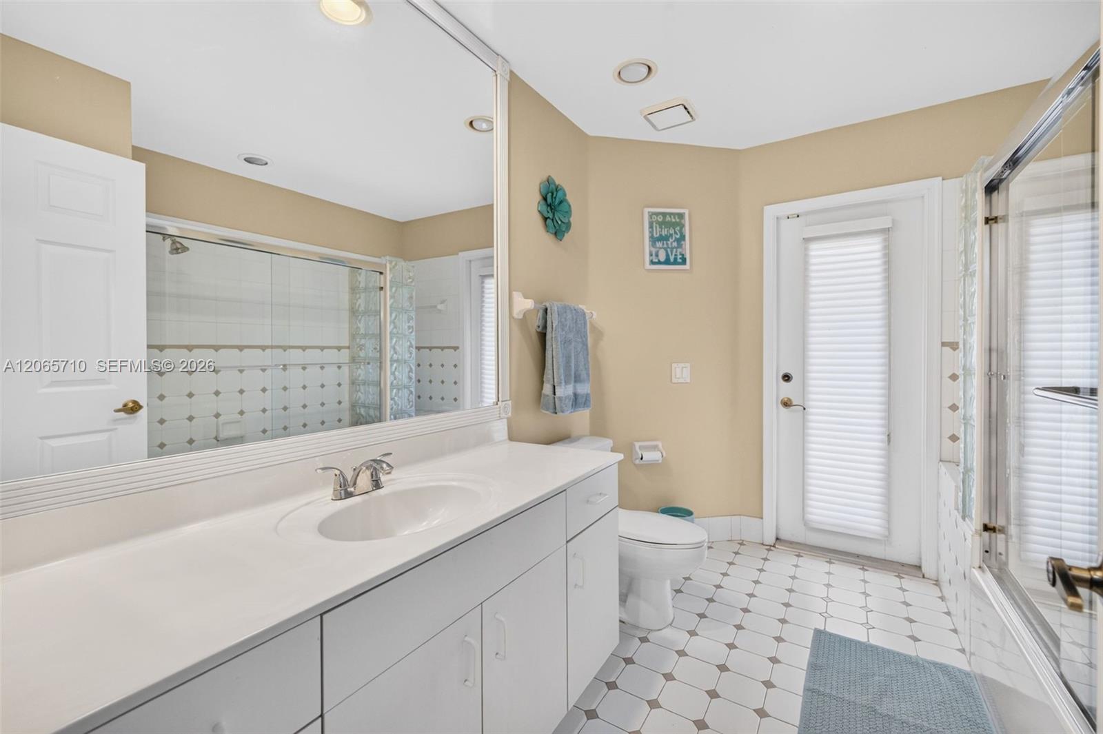 581 NW 110th Ave